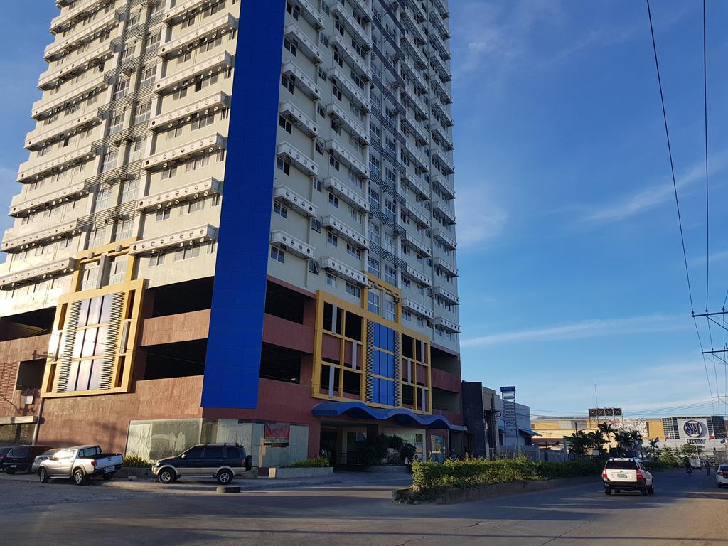 Feel Great Stay Condotels - San Marino Cebu Buitenkant foto