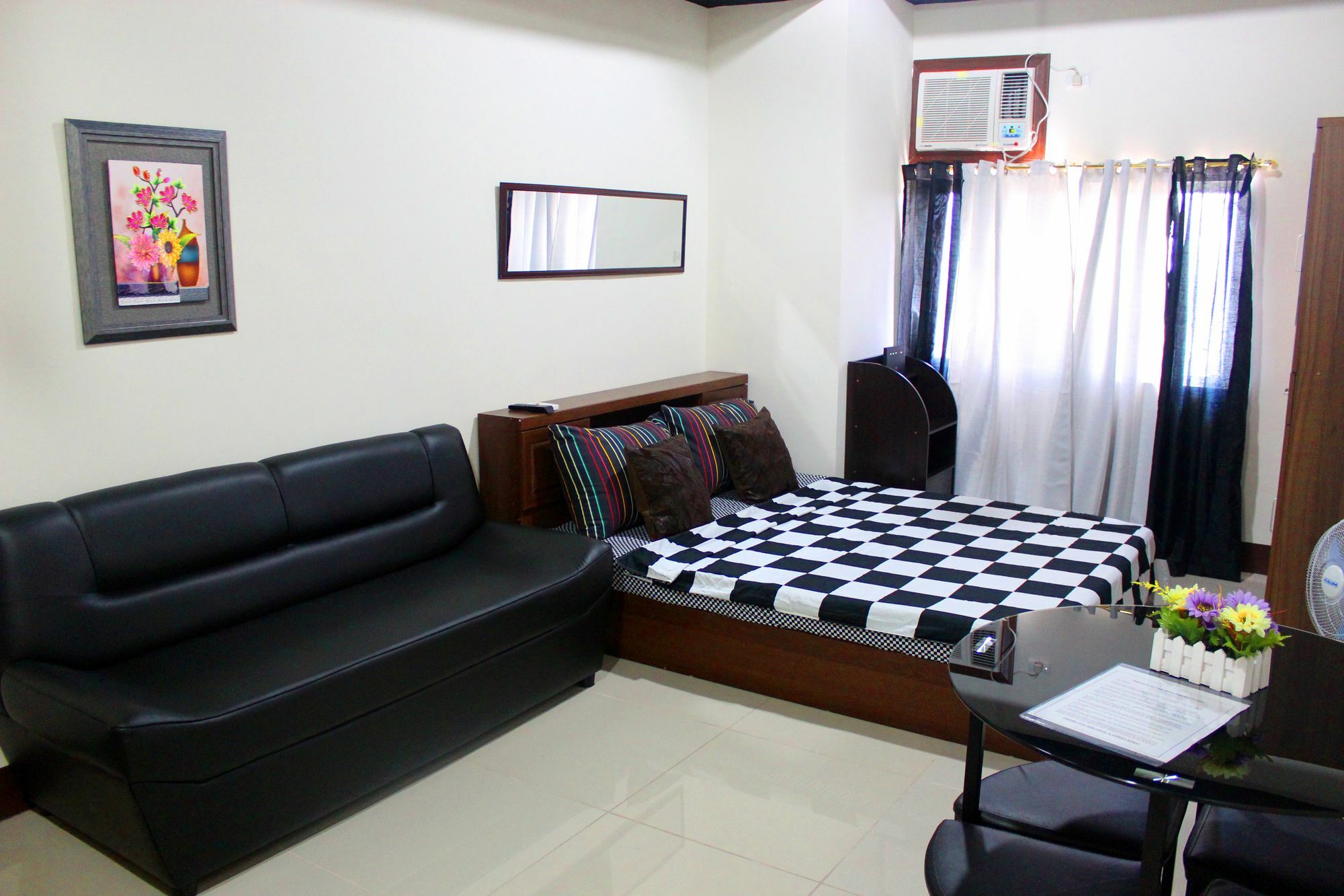 Feel Great Stay Condotels - San Marino Cebu Buitenkant foto